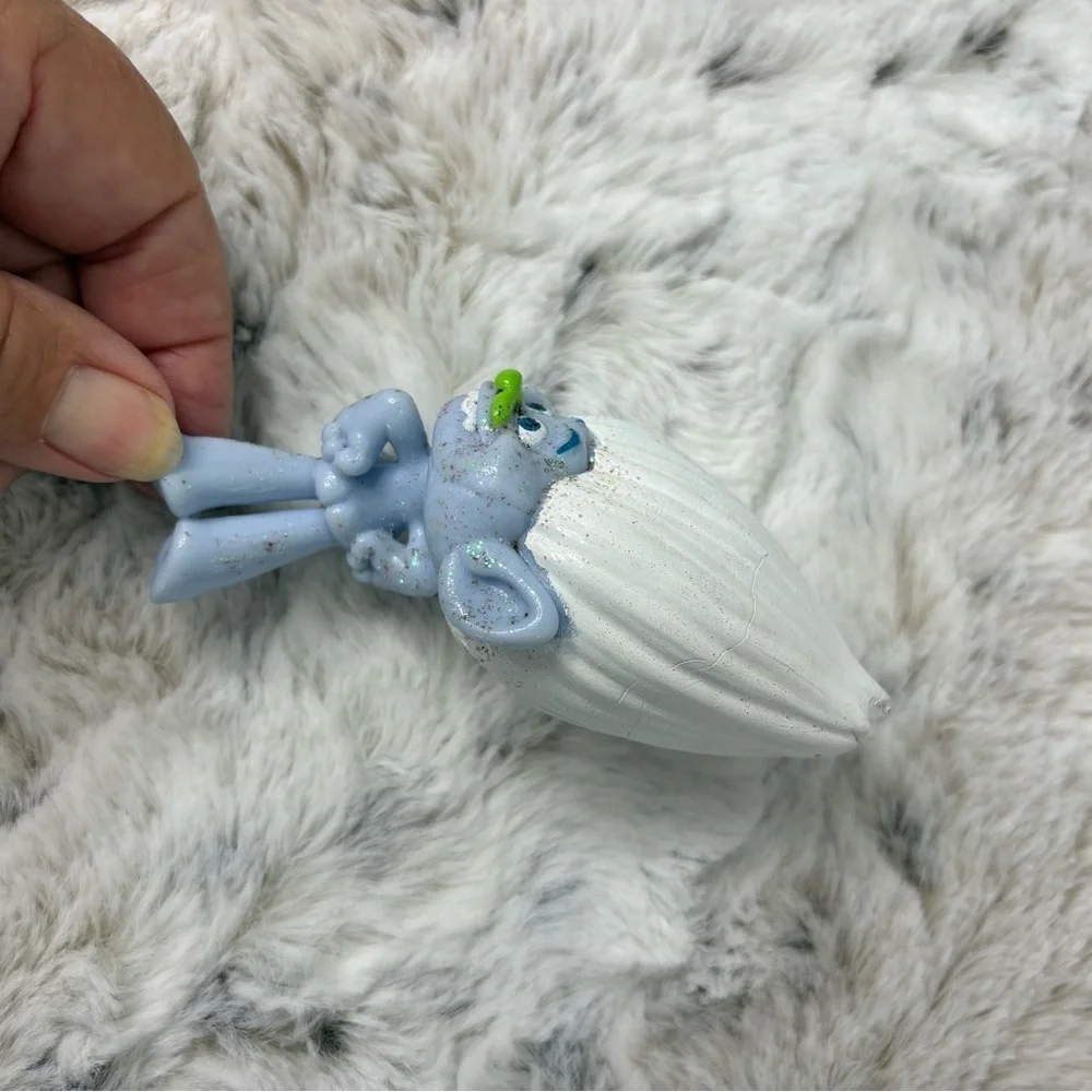 Trolls Dreamworks Glitter Guy Diamond Blue and White Toy Figure